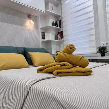 Estudio Ideal Para 2 Personas Málaga Exterior foto