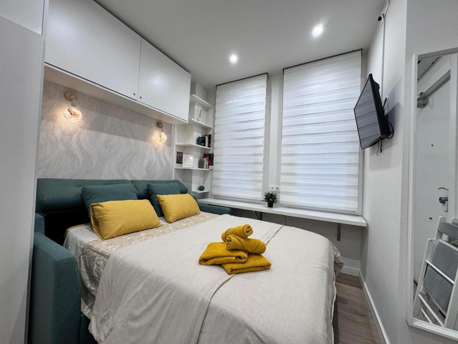 Estudio Ideal Para 2 Personas Málaga Exterior foto